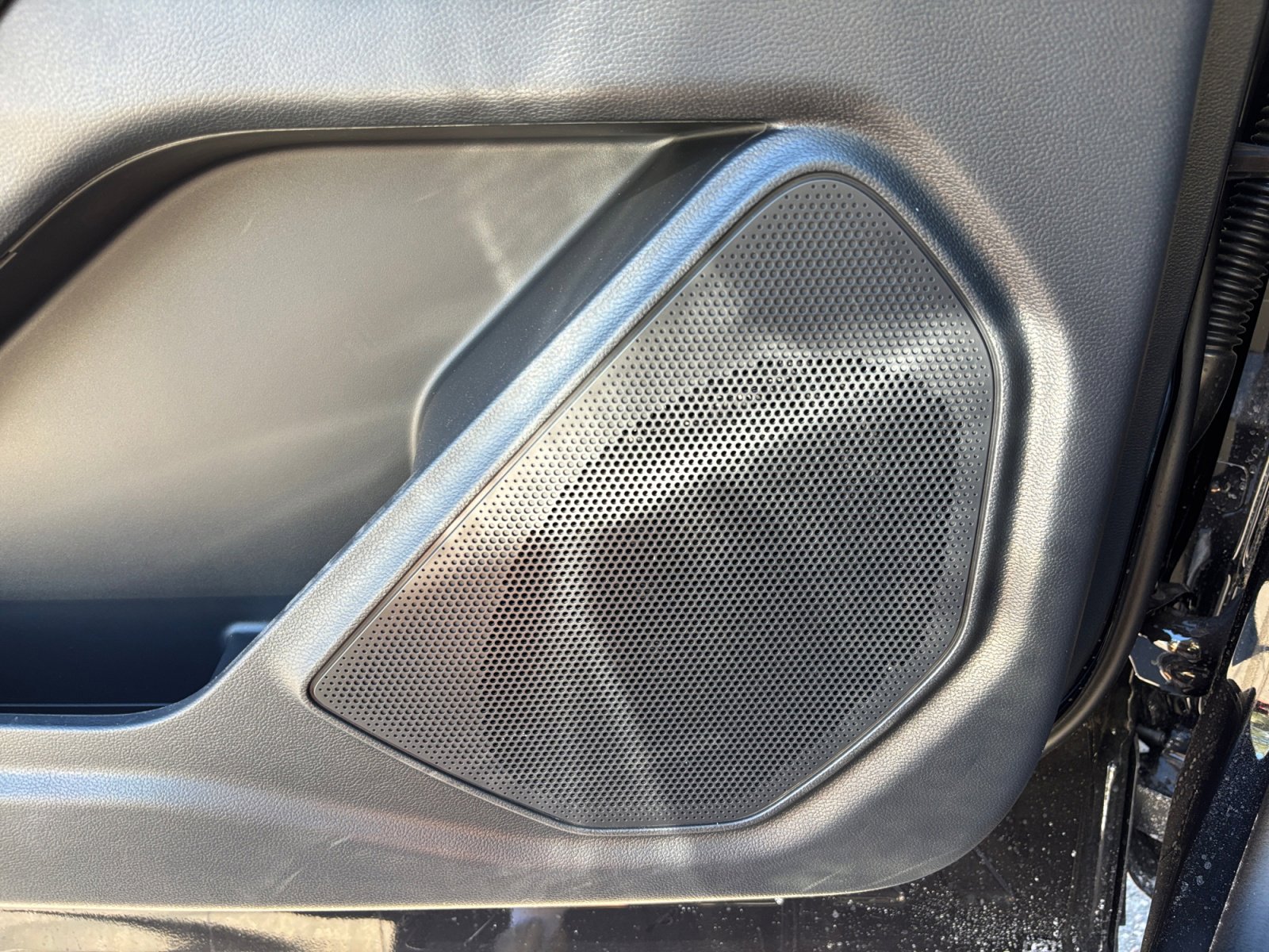 Used 2026 Ford Explorer Active w/ Active Comfort Package image 25