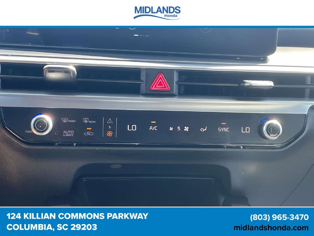 Used 2025 Kia Sorento EX FWD image 28