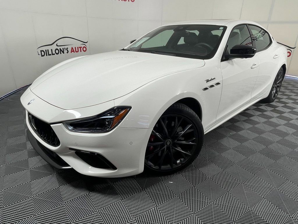 Used 2022 Maserati Ghibli Modena RWD image 1