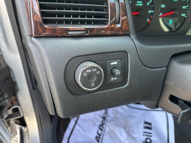 Used 2016 Chevrolet Impala Limited LS FWD image 14