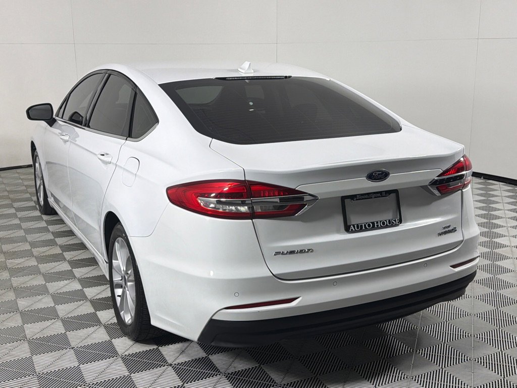 Used 2019 Ford Fusion SE FWD image 7