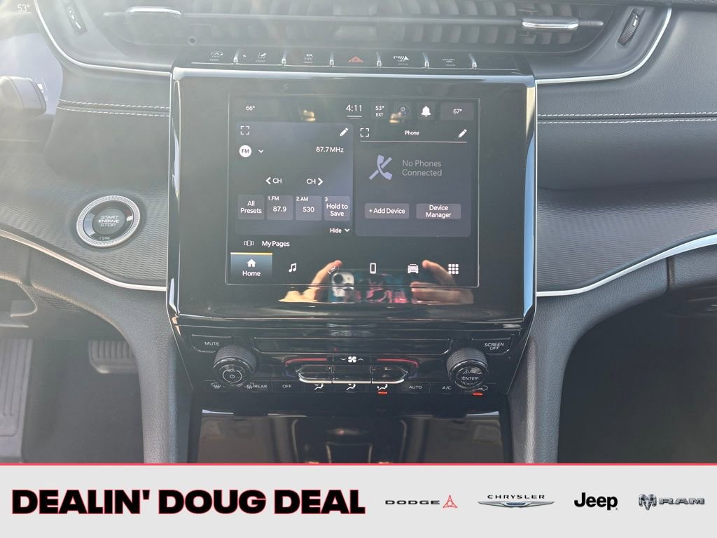 Used 2023 Jeep Grand Cherokee L Laredo image 20