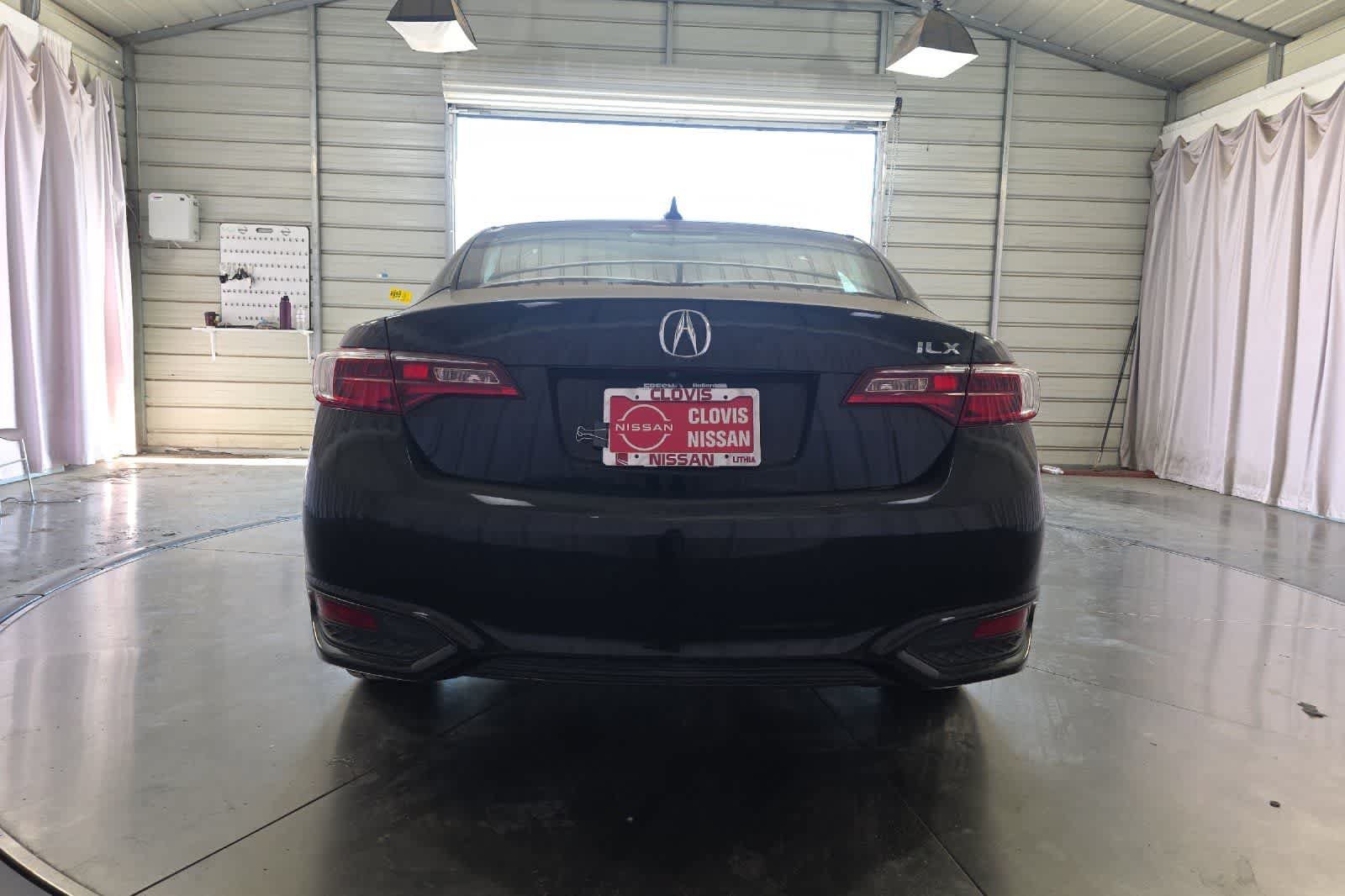 Used 2017 Acura ILX FWD image 8