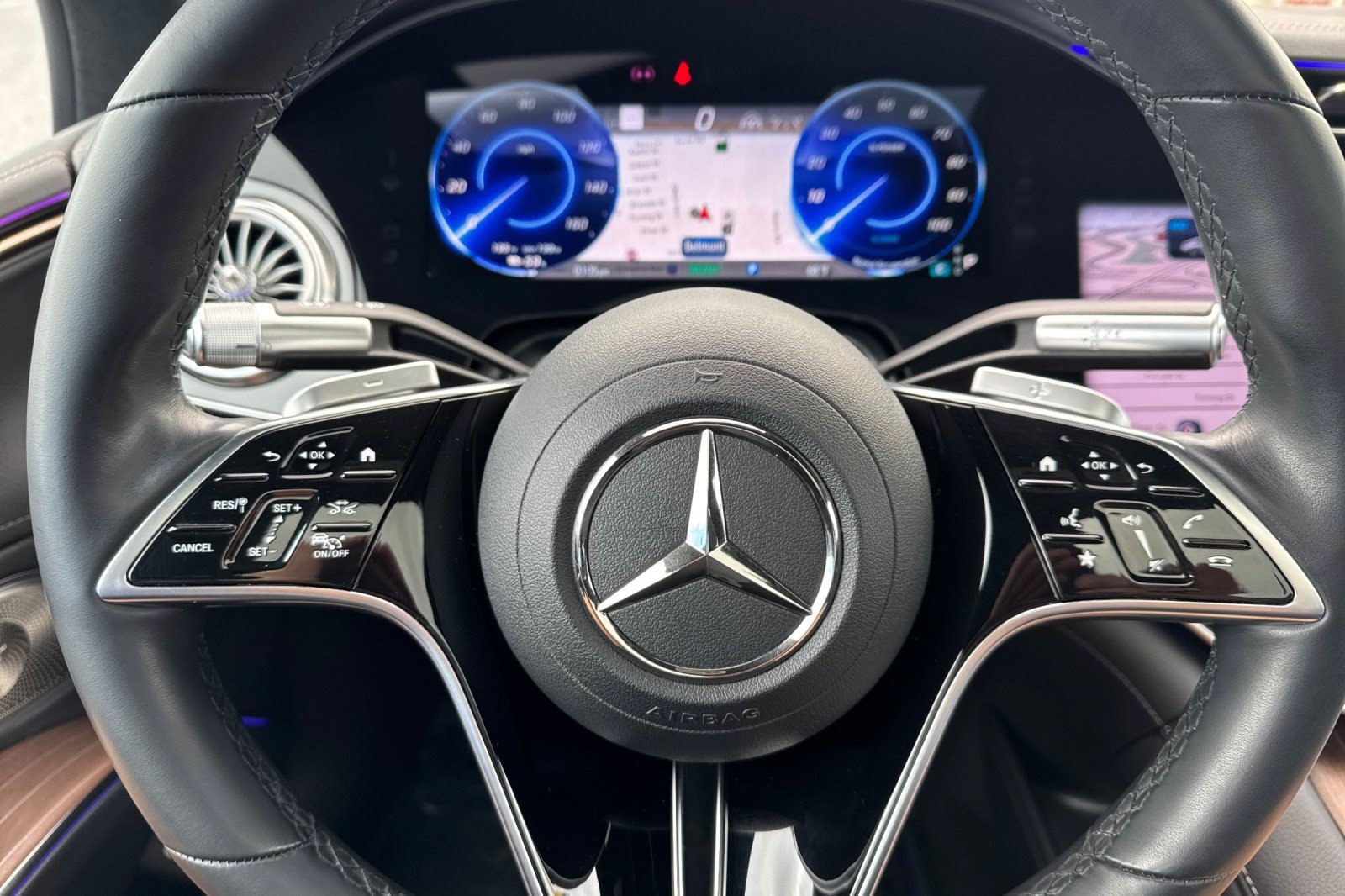 Used 2023 Mercedes-Benz EQS 580 4MATIC Sedan image 11