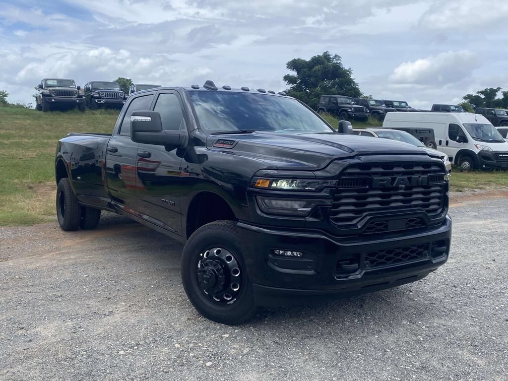New 2026 RAM 3500 Big Horn AWD/4WD image 31
