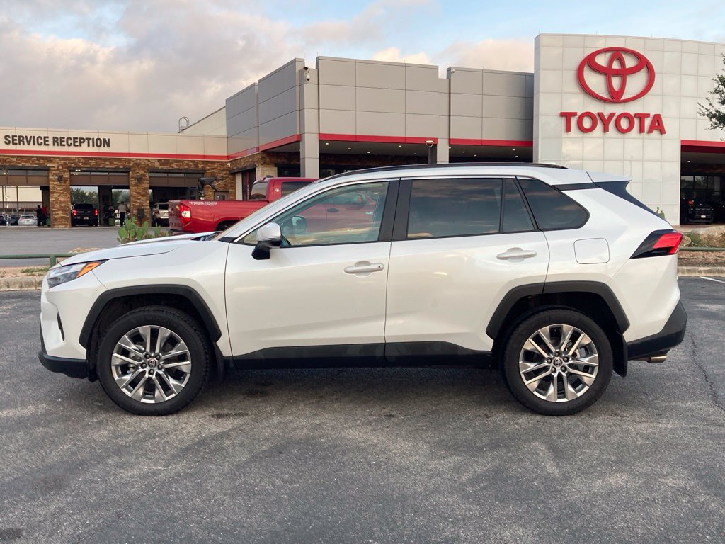 Used 2024 Toyota RAV4 XLE Premium w/ Weather Package FWD image 8
