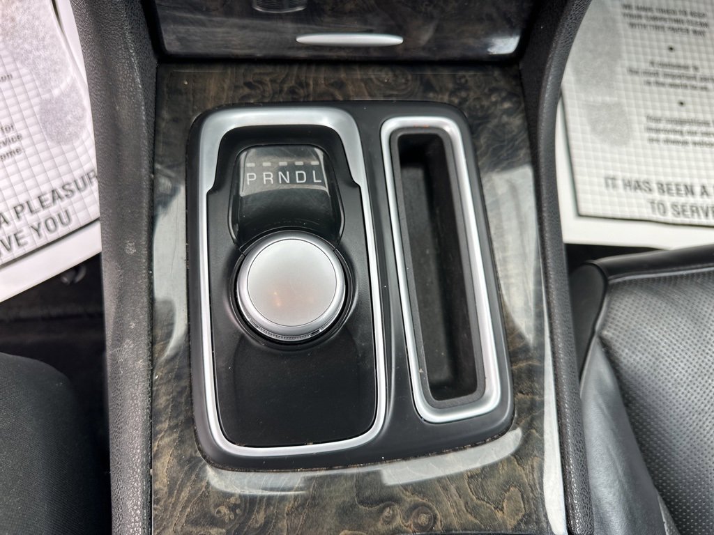 Used 2018 Chrysler 300 Limited w/ Safetytec Plus Group image 19