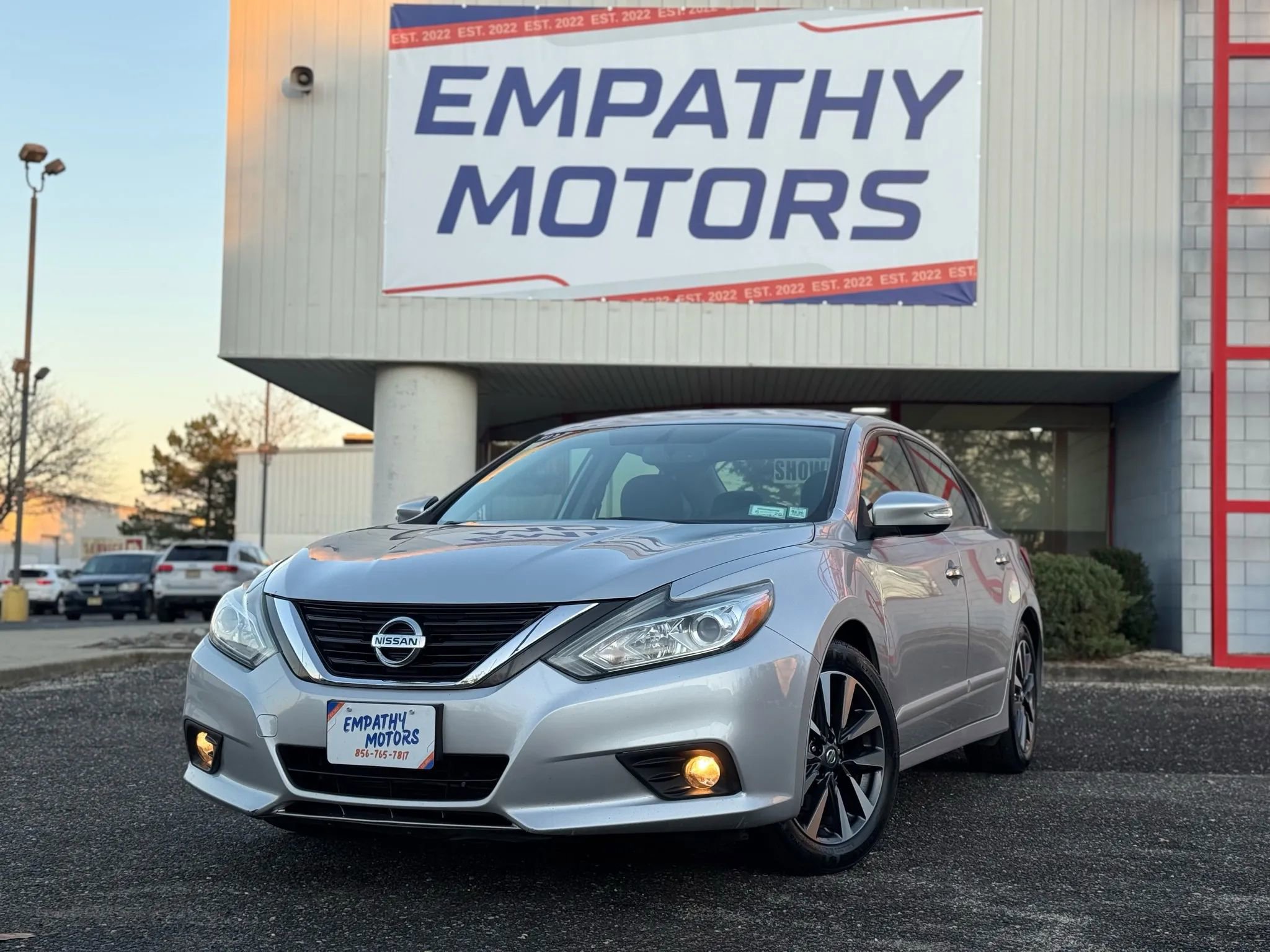 Used 2016 Nissan Altima 2.5 SL w/ 2.5 Technology Package