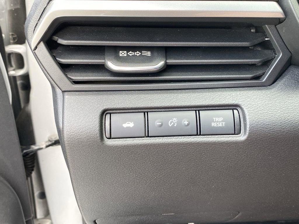 Used 2023 Nissan Altima 2.5 SV image 17