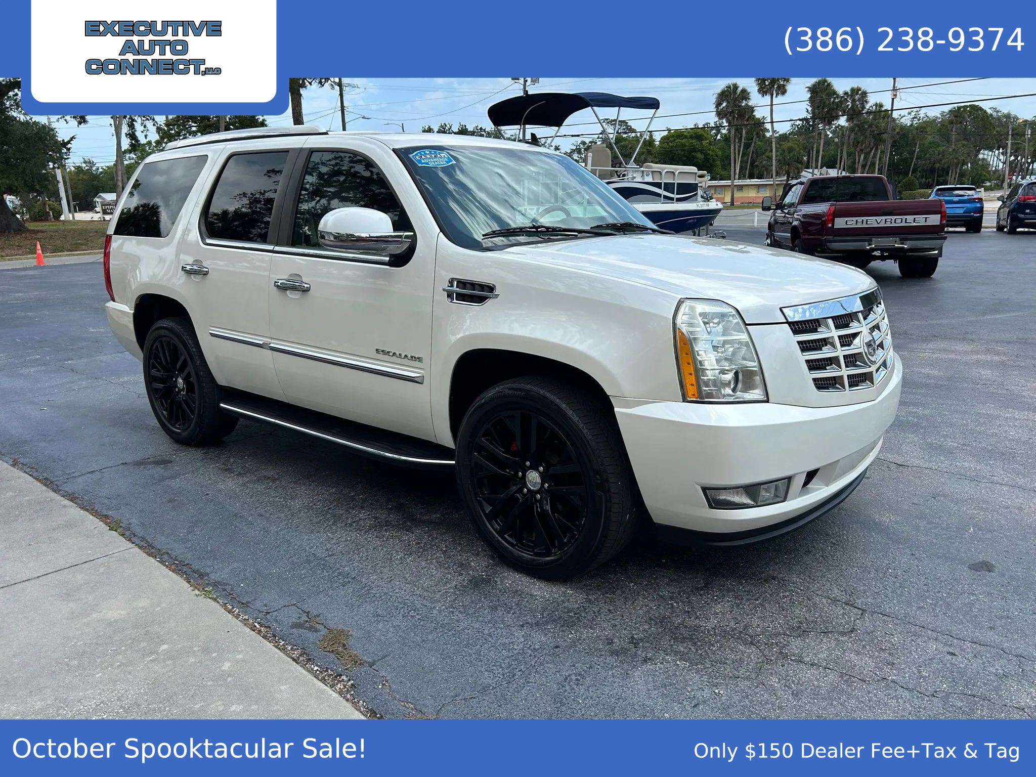 Used 2010 Cadillac Escalade AWD image 8