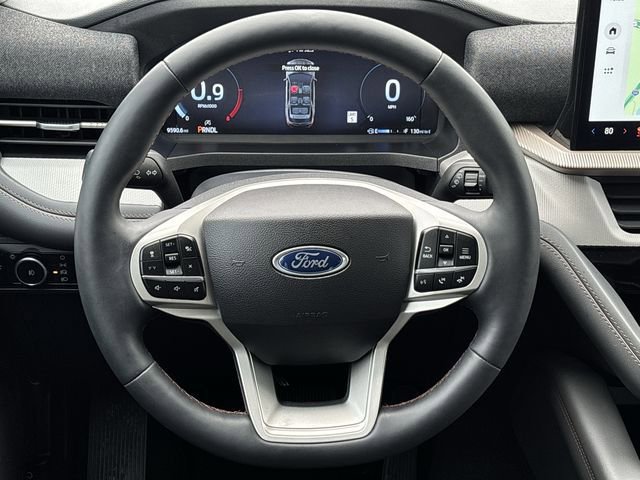 Used 2025 Ford Explorer Active w/ Active Comfort Package image 13