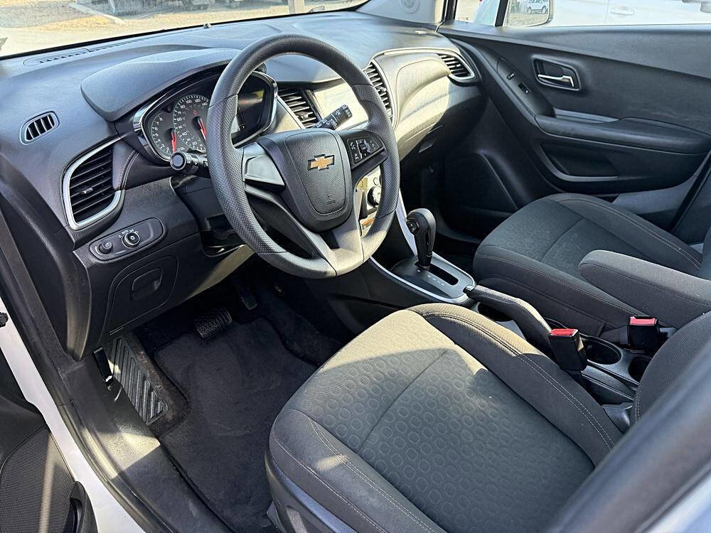 Used 2018 Chevrolet Trax LS image 9