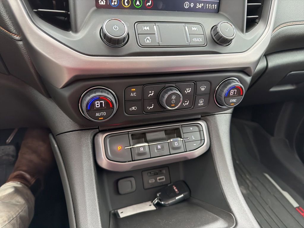 Certified 2022 GMC Acadia AT4 w/ Technology Package image 15