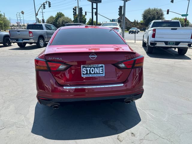 Used 2023 Nissan Altima 2.5 SR FWD image 7