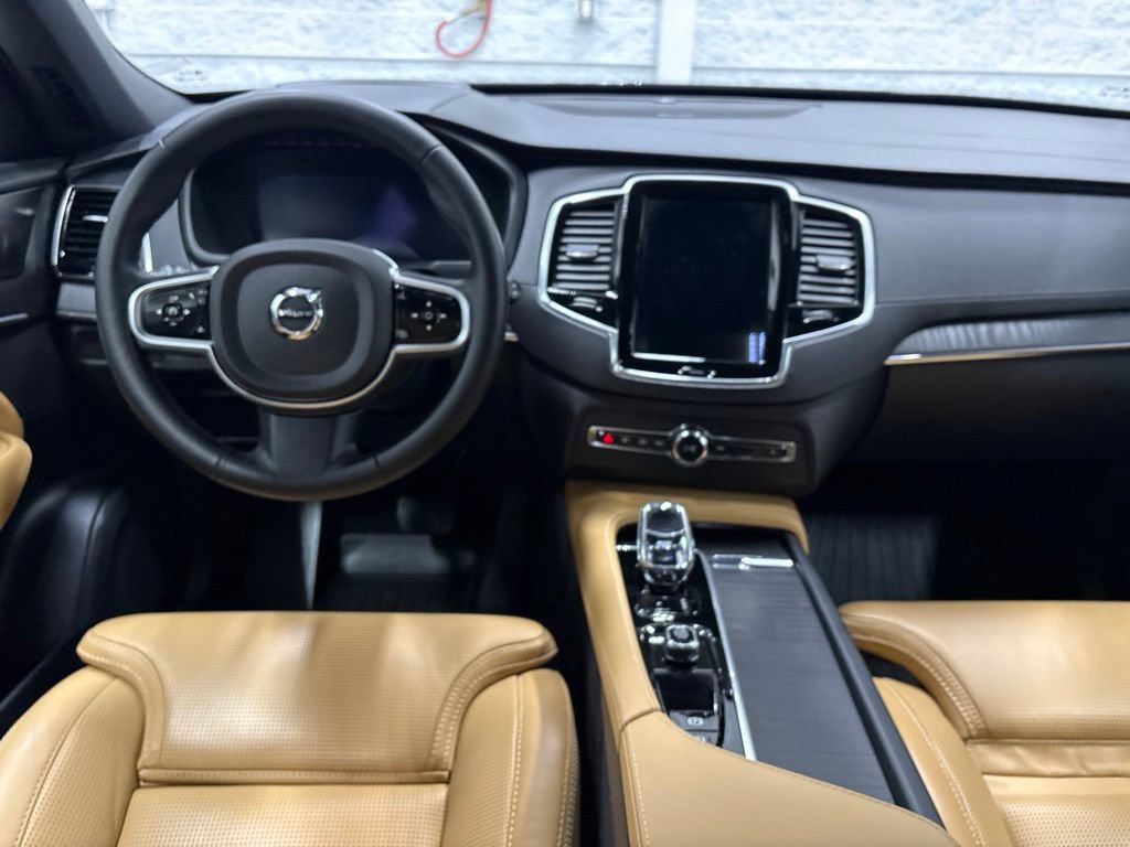 Used 2024 Volvo XC90 B6 Ultimate w/ Protection Package Premier AWD/4WD image 11
