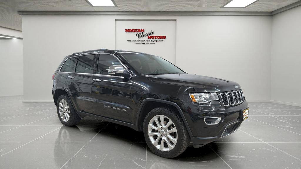 Used 2017 Jeep Grand Cherokee Limited w/ Trailer Tow Group IV image 7