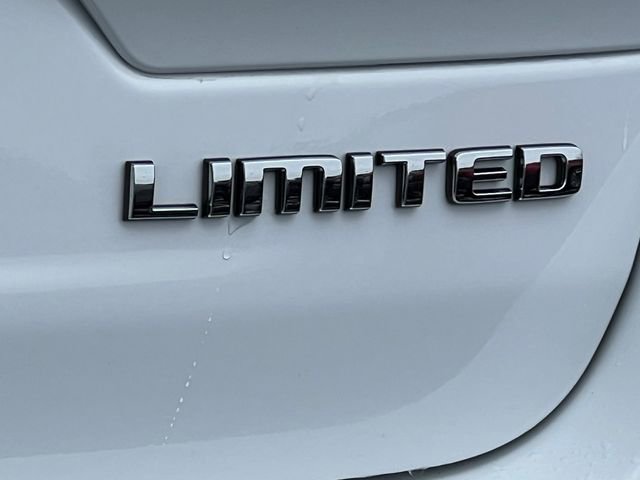 Certified 2023 Jeep Grand Cherokee Limited image 9