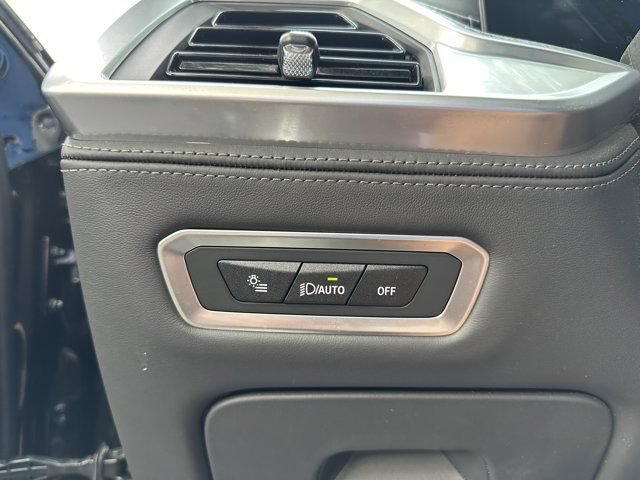 Used 2024 BMW ALPINA XB7 AWD/4WD image 57