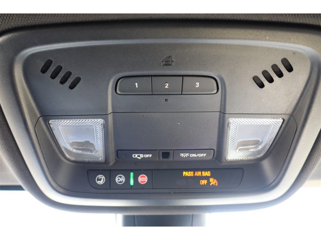Used 2023 Chevrolet Traverse LT w/ LPO, Cargo Package AWD/4WD image 44