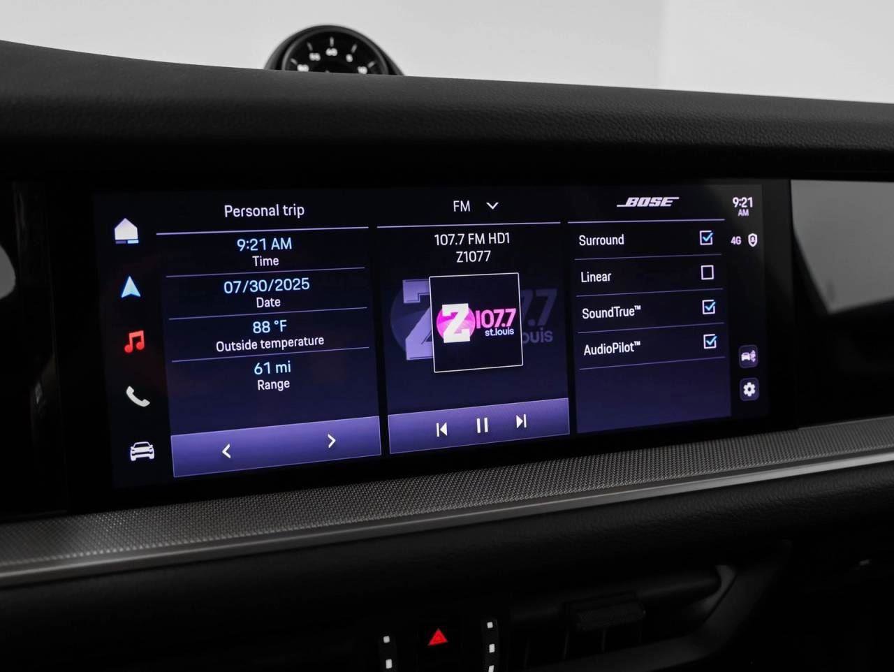 New 2025 Porsche Cayenne image 30