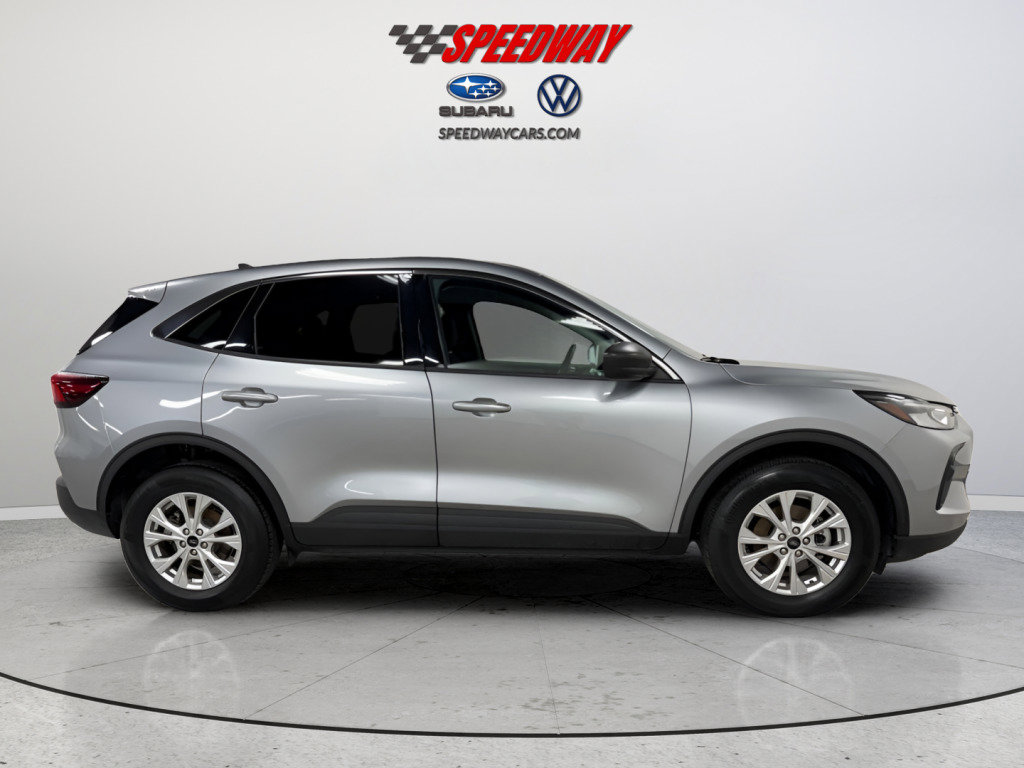 Used 2024 Ford Escape Active image 8