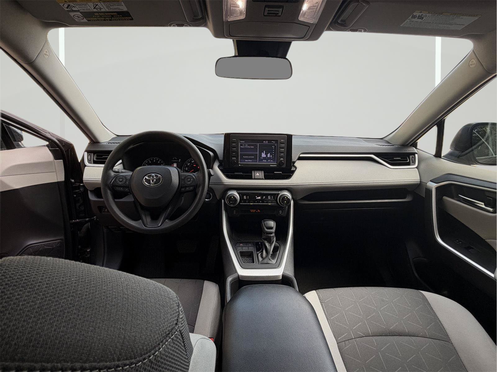 Used 2022 Toyota RAV4 XLE FWD image 29