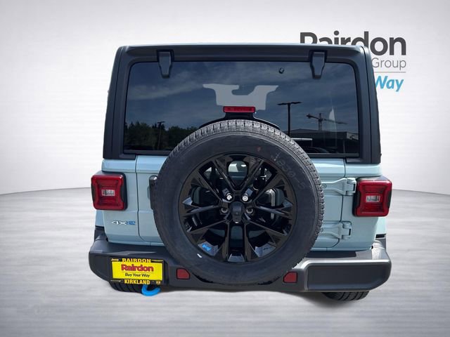 Used 2023 Jeep Wrangler Unlimited Sahara AWD/4WD image 8