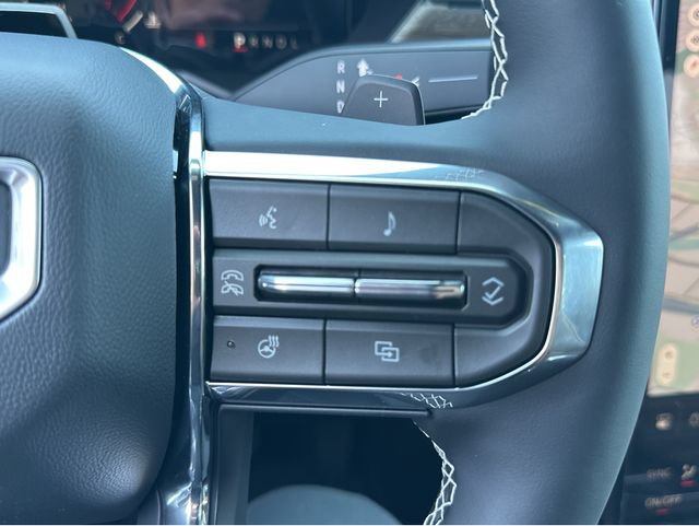 New 2026 GMC Acadia Denali Ultimate w/ LPO, Floor Liner Package FWD image 33