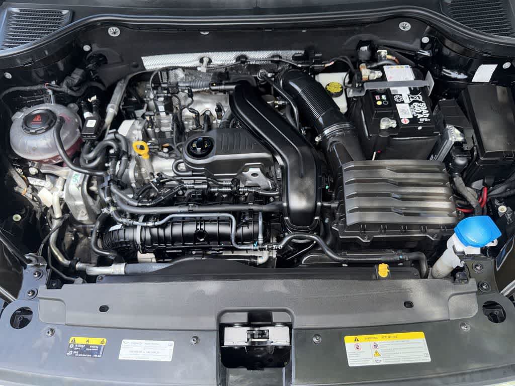Certified 2024 Volkswagen Taos S FWD image 12