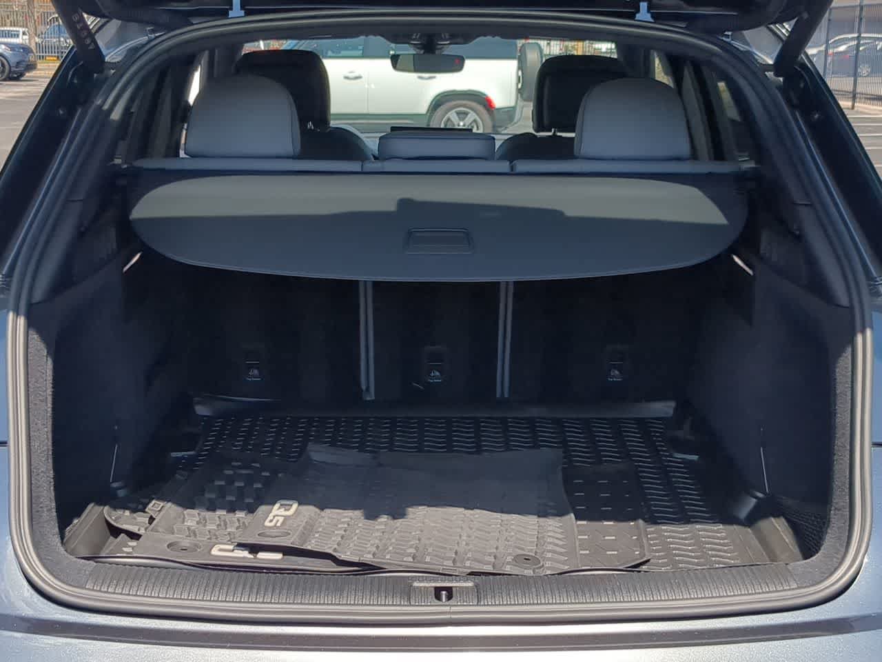 Used 2024 Audi Q5 2.0T Premium w/ Summer of Audi Package AWD/4WD image 35