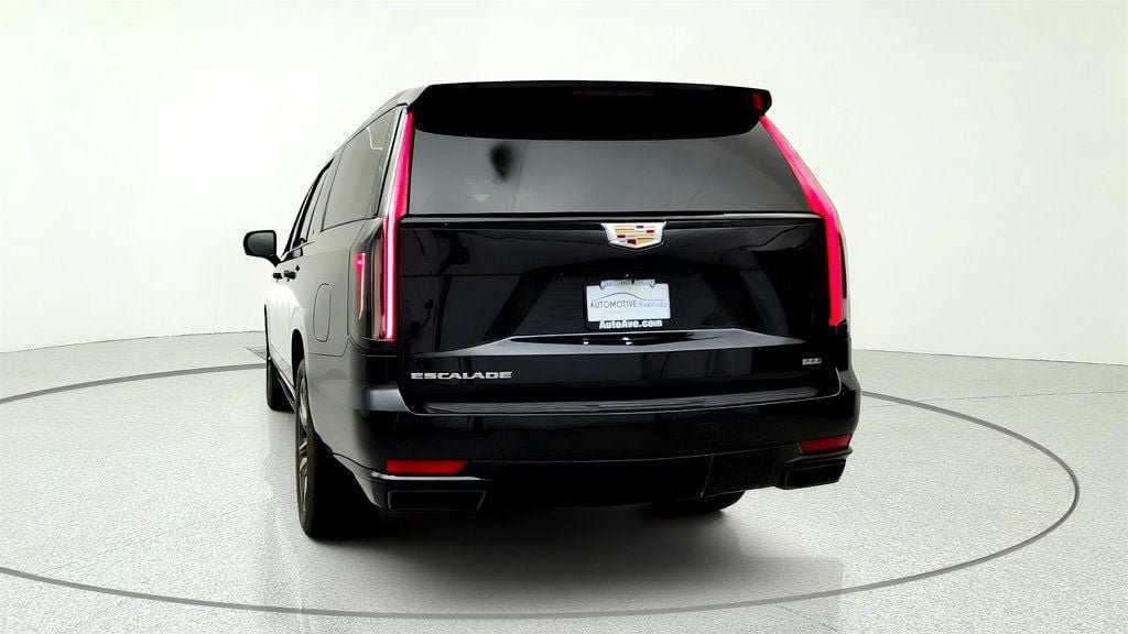 Used 2023 Cadillac Escalade ESV Sport w/ Touring Package AWD/4WD image 6