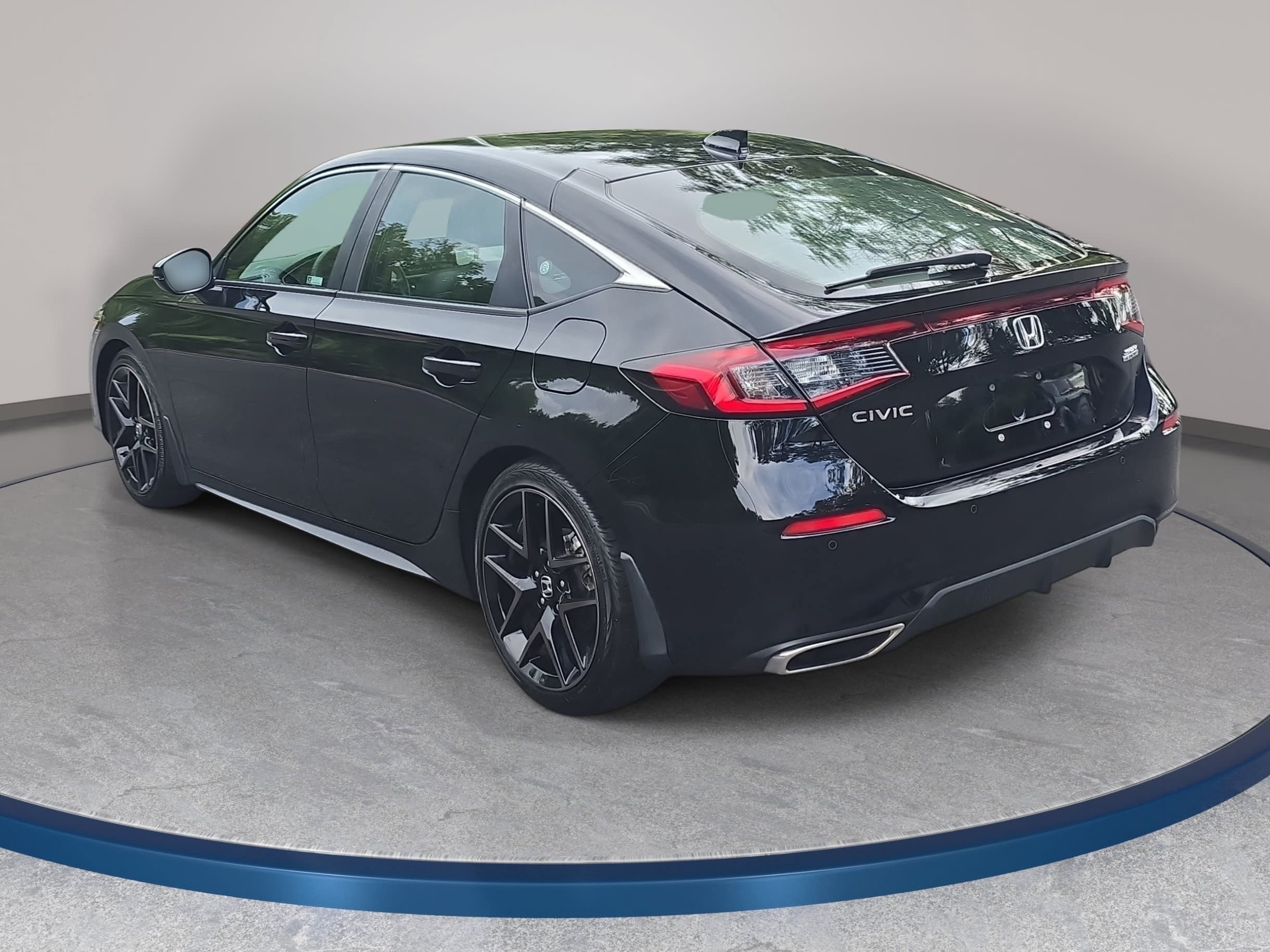 Used 2024 Honda Civic Sport Touring image 7