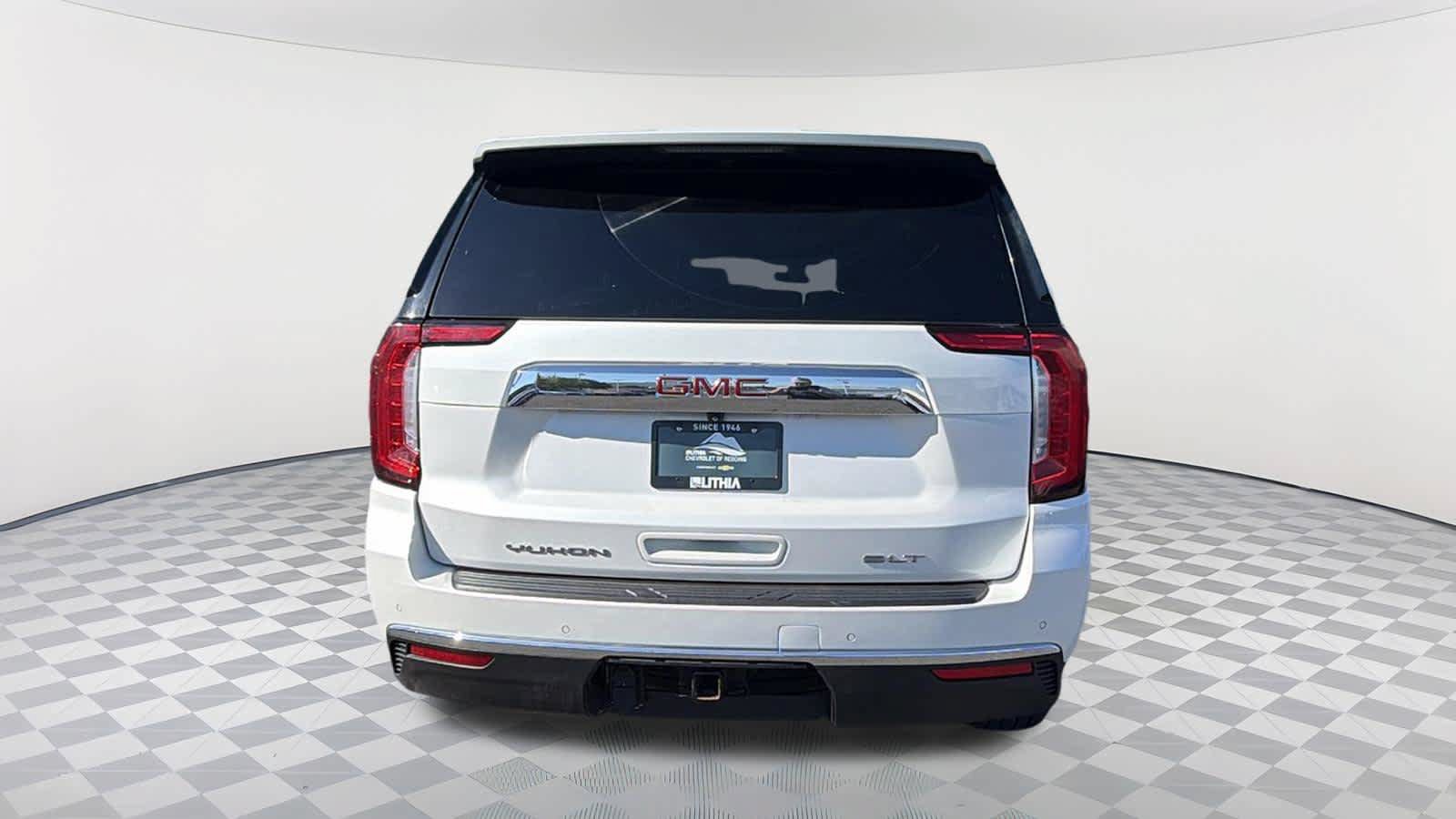 Used 2021 GMC Yukon XL SLT w/ SLT Premium Package AWD/4WD image 6