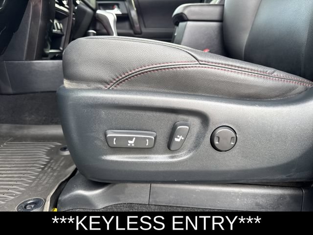 Used 2023 Toyota 4Runner TRD Off-Road Premium w/ Moonroof Package AWD/4WD image 11