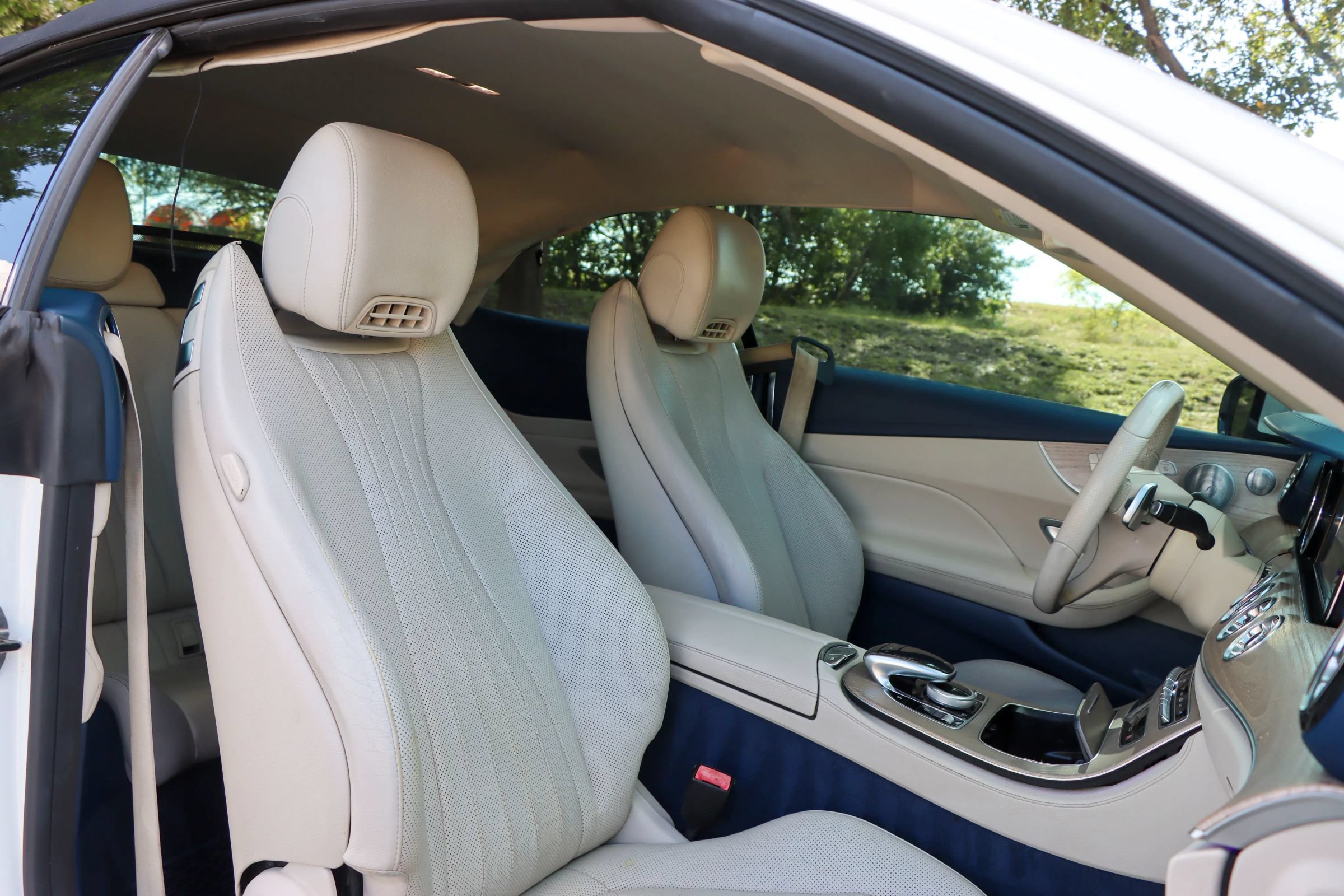 Used 2018 Mercedes-Benz E 400 Cabriolet w/ Premium 2 Package (Q02) image 26