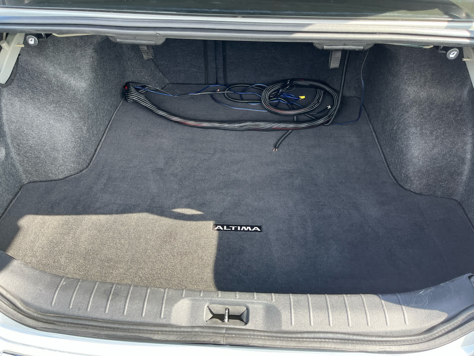 Used 2023 Nissan Altima 2.5 SV w/ SV Premium Package FWD image 28