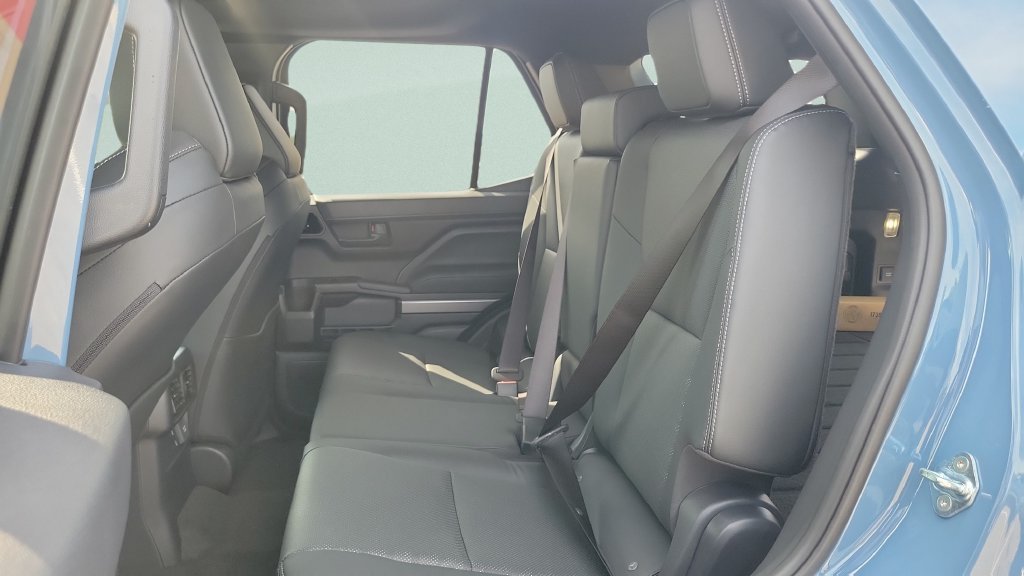 New 2026 Toyota 4Runner TRD Off-Road Premium AWD/4WD image 10