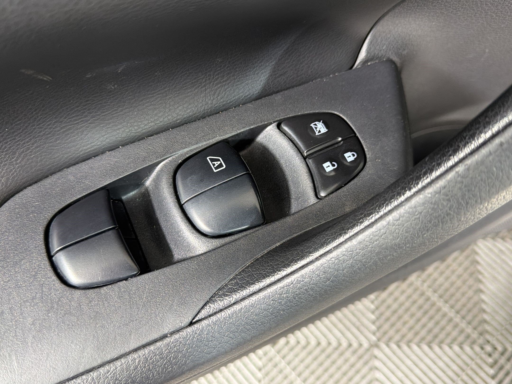 Used 2018 Nissan Altima 2.5 S FWD image 19