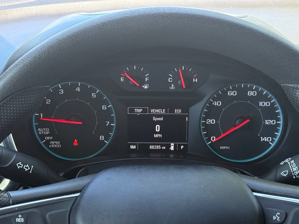 Used 2019 Chevrolet Equinox LS w/ LS Convenience Package AWD/4WD image 17