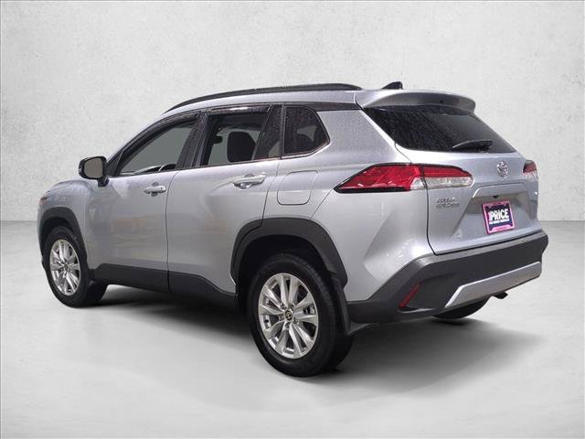 Certified 2025 Toyota Corolla Cross LE FWD image 8