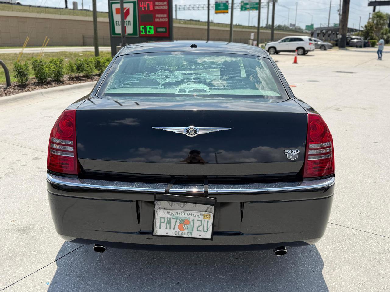 Used 2006 Chrysler 300 C RWD image 5