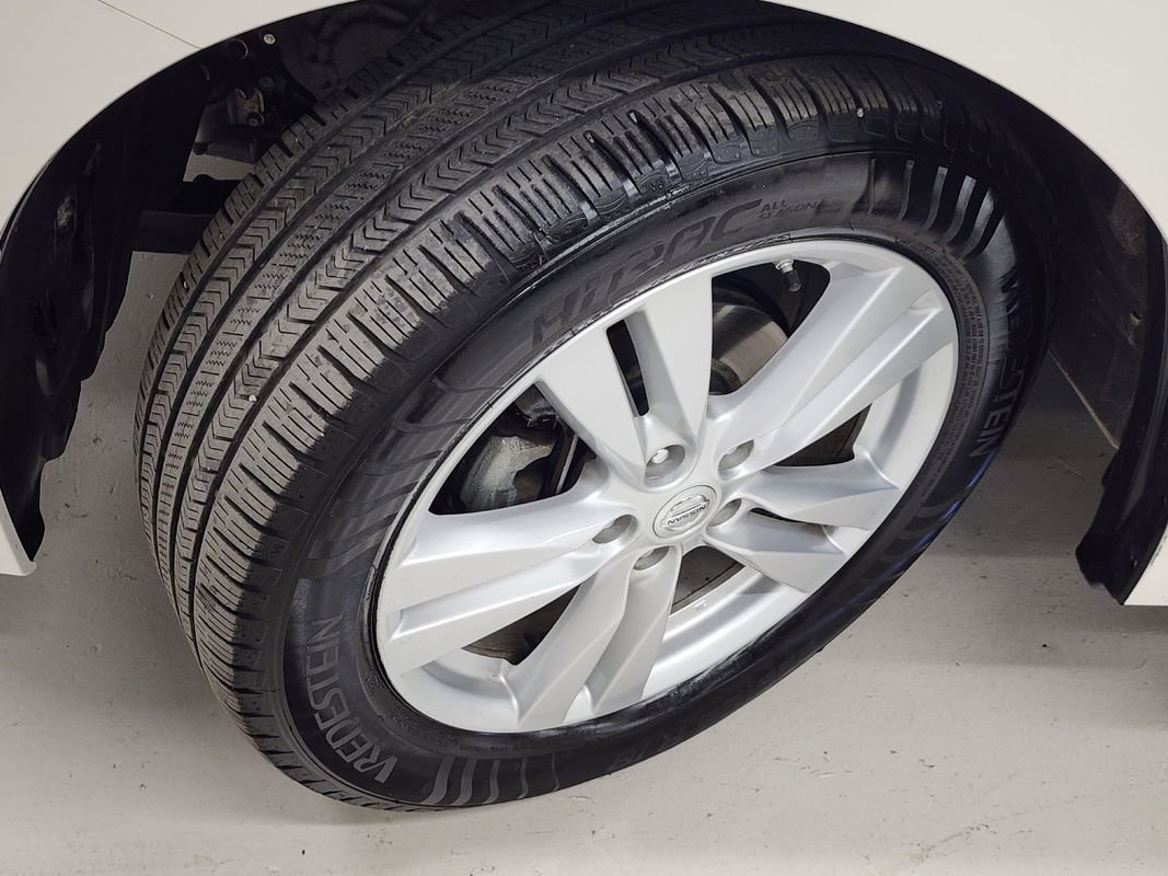 Used 2013 Nissan Quest LE w/ Protection Pkg image 43