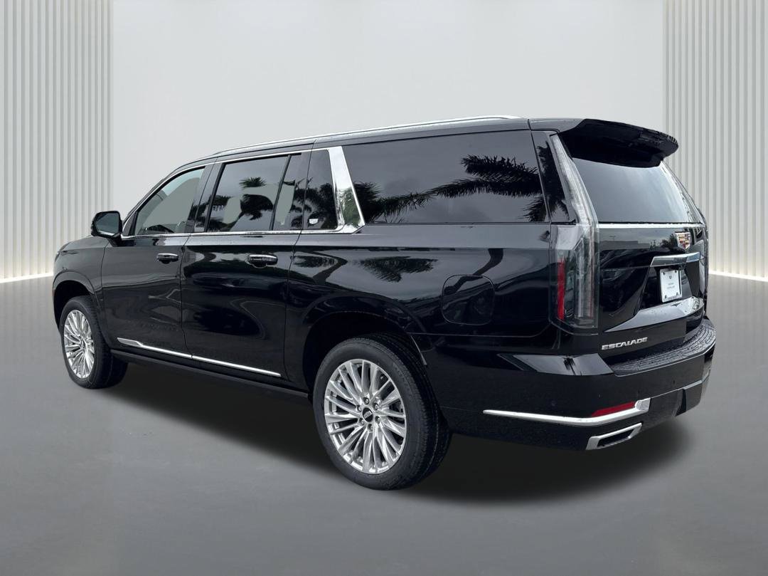 New 2026 Cadillac Escalade ESV Luxury AWD/4WD image 7