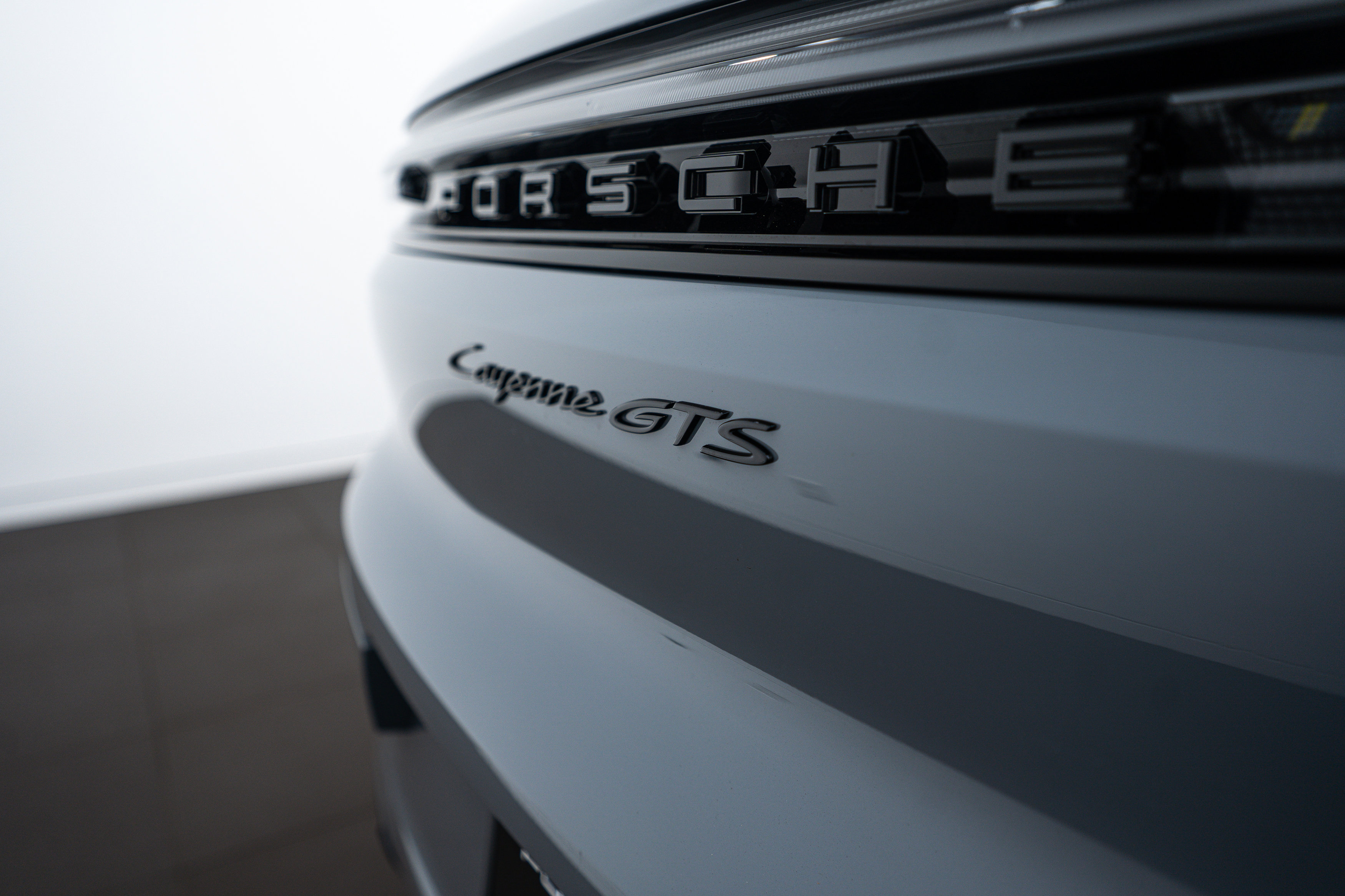 New 2025 Porsche Cayenne GTS image 25