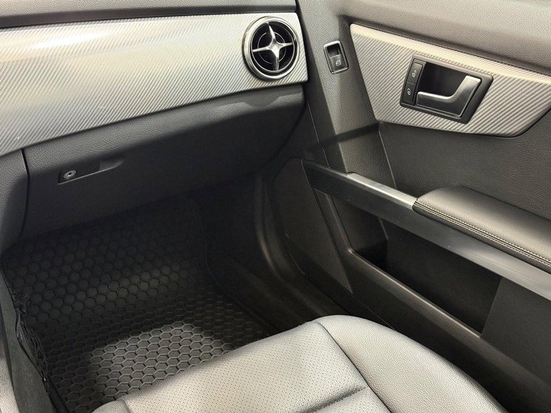Used 2014 Mercedes-Benz GLK 350 4MATIC image 12