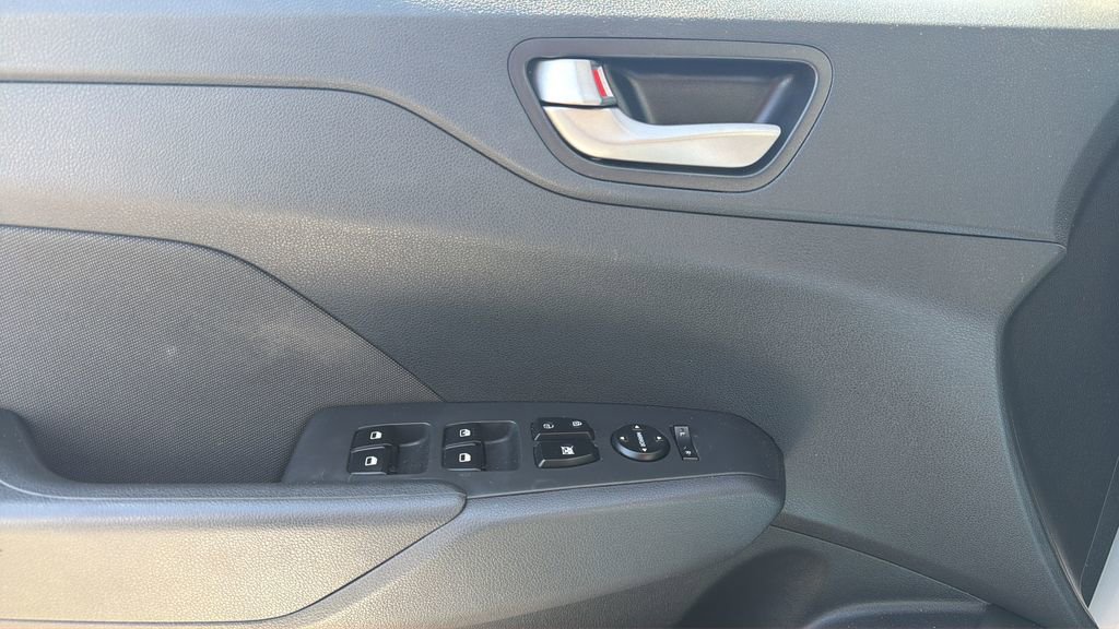 Used 2018 Hyundai Accent SEL FWD image 24