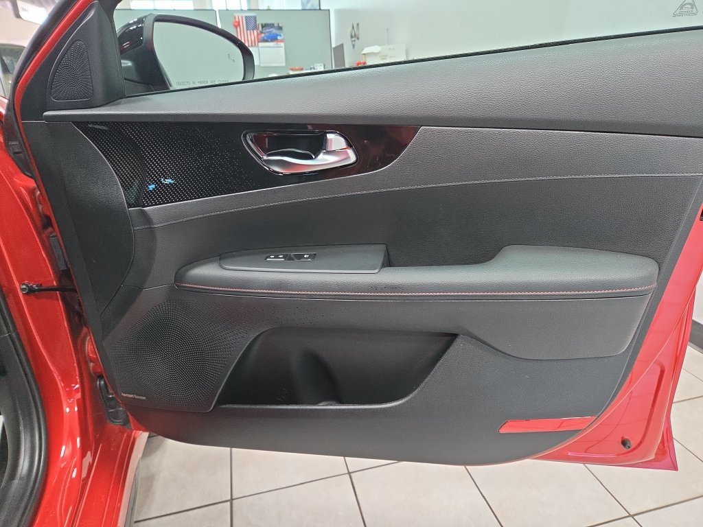 Used 2023 Kia Forte GT w/ GT2 Package FWD image 21