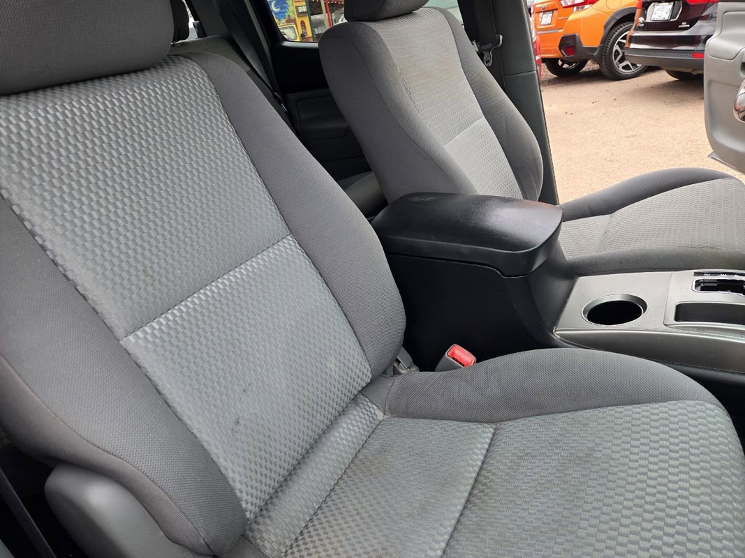 Used 2012 Toyota Tacoma 4x4 Double Cab w/ SR5 Pkg image 23