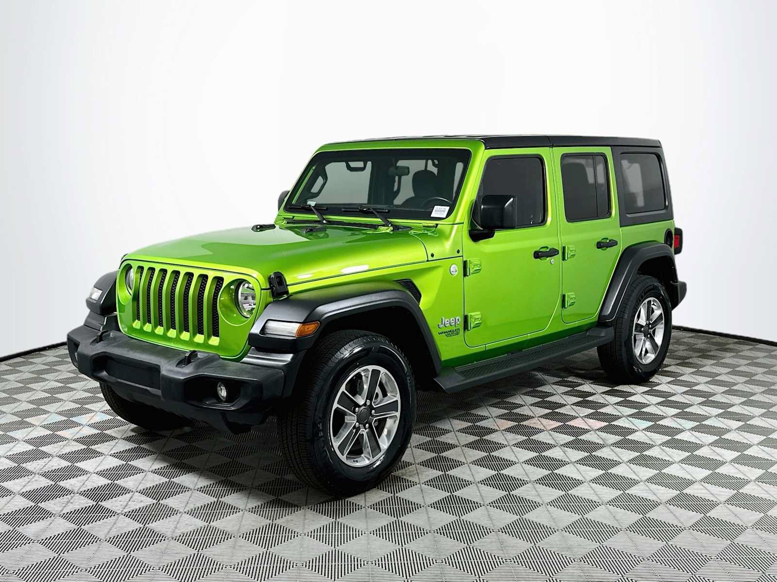 Used 2018 Jeep Wrangler Unlimited Sport S AWD/4WD image 3