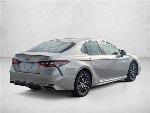 Used 2023 Toyota Camry SE FWD image 5